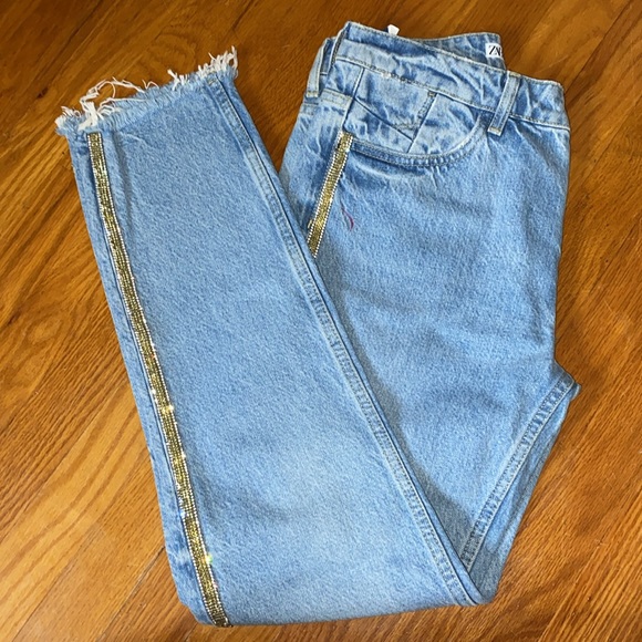 ZARA women light denim, jeans with glittery diamond studded stripe down the side - Picture 2 of 6